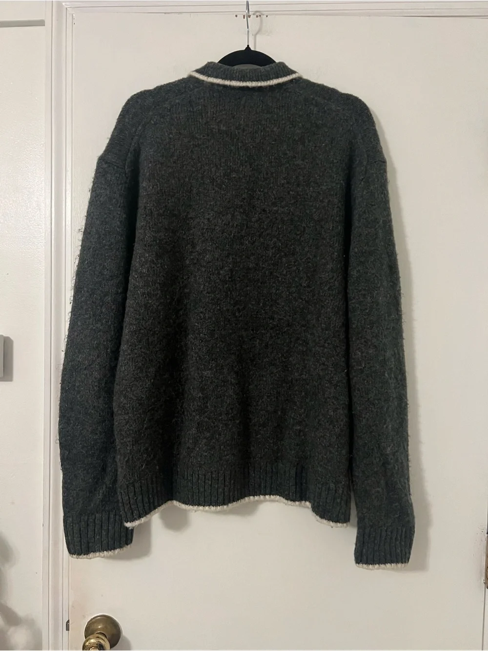 Abercrombie & Fitch Dark Gray Crewneck Polo Sweater with Cream Trim size XL